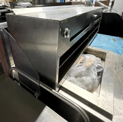 72-0441 US Range IRCMA-60 Natural Gas Countertop Charbroiler