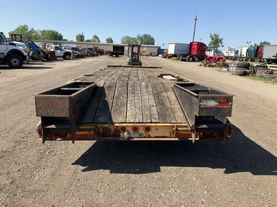 1989 Trail King 24’ Tag Trailer