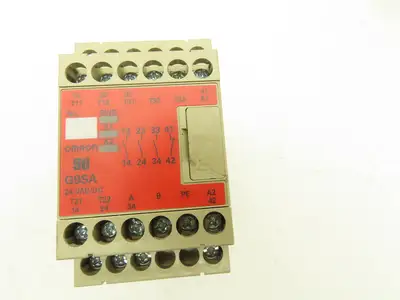 Omron STI G9SA-301 Dual Channel Safety Relay Unit 24VAC/DC Lot of 6