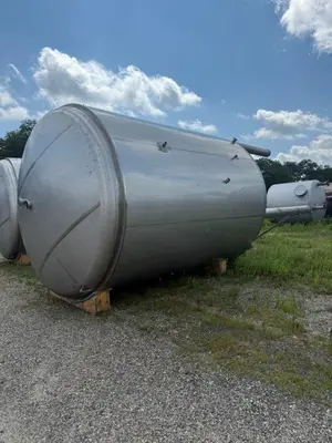 Used 2010 MUELLER 8,300 GALLON Stainless Steel Tanks New Jersey US | Perry Equipment #871223