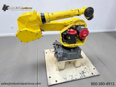 USED FANUC M-710IC