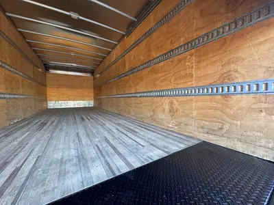 Used 2020 INTERNATIONAL MV607 Box trucks Florida US | Truck and Van Outlet #1509153