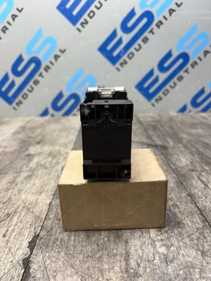 USED SIEMENS 3ZX1012-0RT02-1AA1