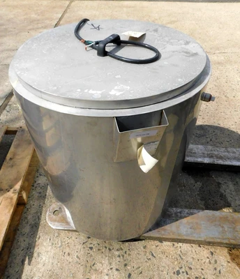 USED SOAP EQUIPMENT 40 GALLON