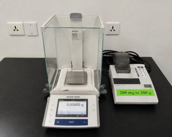 Used OHAUS AX423 Balances New Jersey US | Bionex Scientific LLC #1353625