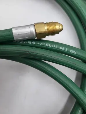Used BRIDGESTONE BRIDGESTONE 1/4" GREEN OXYGEN HOSE FOR PRESSURIZED GAS CYLINDER 3' LONG Hoses | ND Industrial Surplus #1216939