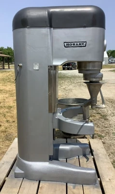 152-0310 Hobart V1401 140 Quart Commercial Mixer