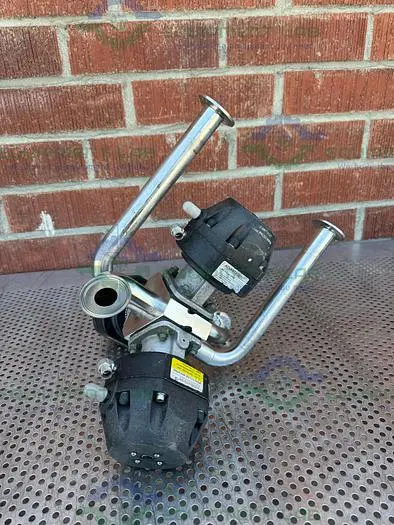 Used 3 ITT PURE FLO ADVANTAGE 4 - WAY DIAPHRAGM VALVE W/ 1" SANITARY FITTING Valves/Fittings California US | Equipment Lab #485688