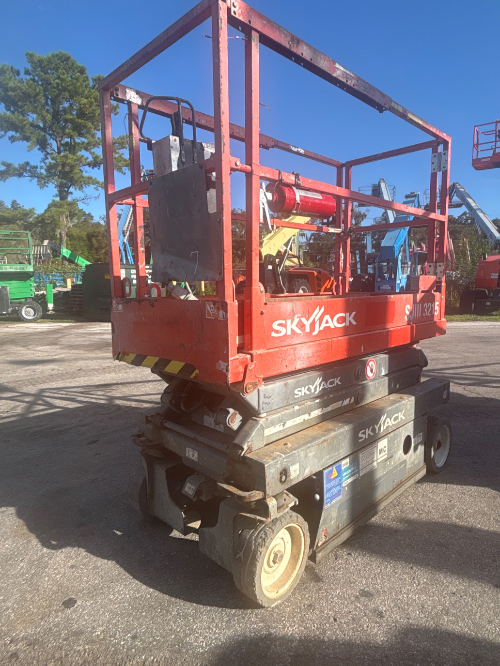 Used 2018 Skyjack SJ3215 Scissor Lifters Florida US | Stack Equipment #1550375