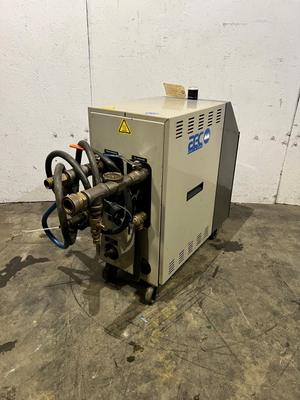 USED 2015 AEC TCU300