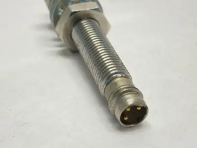 USED BALLUFF INDUCTIVE PROXIMITY SENSOR BES M08MI-PSC20B-S49G LOT OF 2