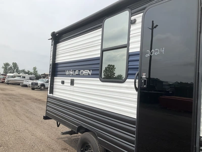 Used 2024 FOREST RIVER WOLF DEN Campers, Caravans, Motorhomes Michigan US | Miedema Asset Management Group #1342293