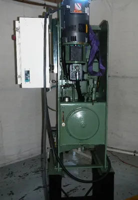 1986 MULTIPRESS WR8 C Frame and Gap Frame Press | Kempler Machinery (10)