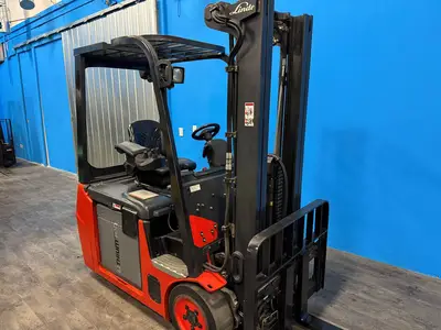 Used 2019 LINDE E18 3-Wheel Stand up Electric Counterbalance Forklifts Minnesota US | Birnstengel Equipment #1550223