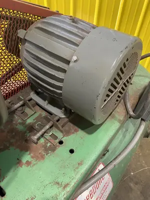 7.5 HP SPEEDAIRE RECIPRICATING AIR COMPRESSOR WITH HORIZONTAL TANK: STOCK #16560