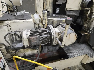 Koyo KC300D Semi-Rough Outer Diameter Grinding Machine