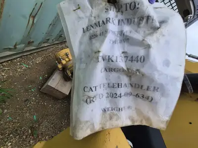 USED CATERPILLAR TH560B