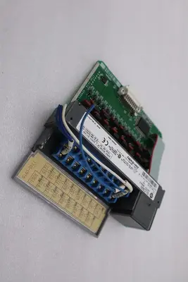 Allen Bradley 1746-OV16 /C SLC 500 16-Point Digital Output Module STOCK K-675-C