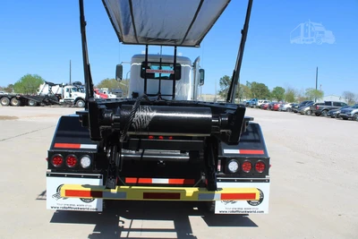 New | in-Stock 2025 MACK GRANITE 64BR Rolloff Trucks Texas US | Roll Off Truck World #1491930