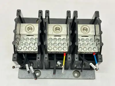 PDB370-3 | Bussmann  Power Distribution Block 3-Pole 310A 600V - Used