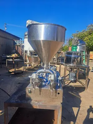 Filler, Piston, Pneumatic, Double Head, Model G2WGD500 #5991164