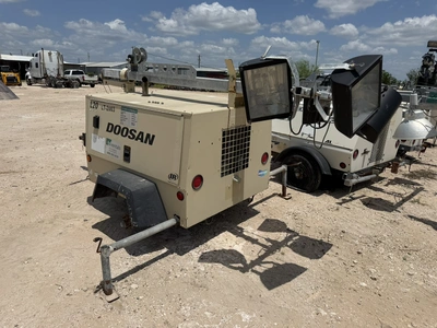 Used _UNKNOWN_ _UNKNOWN_ Portable Generators Texas US | Miedema Asset Management Group #1312431