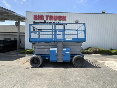 Used 2013 GENIE GS4390 Scissor Lifters California US | Big Truck & Equipment #1412244