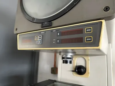 Used MITUTOYO PJ3000 Inspection Machines GB | Charter Auctions #1482221