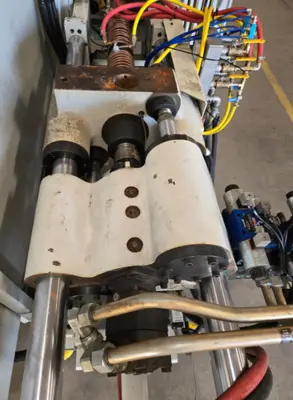 CINCINNATI _UNKNOWN_ Plastic Molding Machines | Amiron Machinery (15)