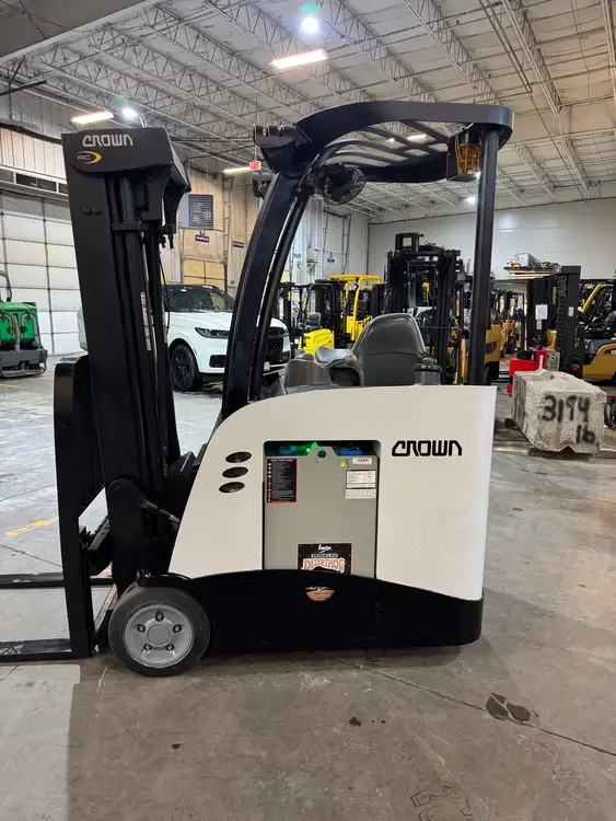 Used 2014 Crown RC-5530-30 Order Pickers New York US | United Lift #1446688