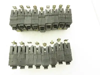 General Electric THQB115 Circuit Breaker 1-Pole 15Amp Bolt-In 120/240V Lot of 17