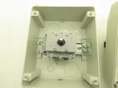 Siemens 3LD2565-1GP51-0US2 Rotary Disconnect Switch 63A 600VAC