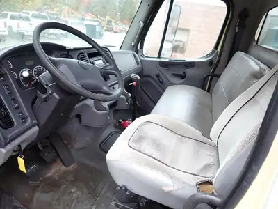 Used 2008 FREIGHTLINER BUSINESS CLASS M2 112 Conventional trucks Massachusetts US | Brookside Equipment Sales #1553568