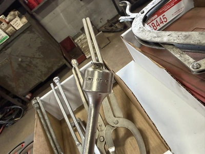 Used _UNKNOWN_ _UNKNOWN_ Pliers Michigan US | Miedema Asset Management Group #1371909