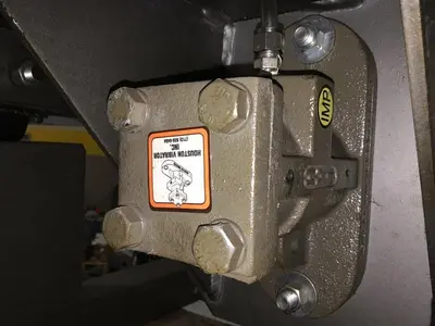 USED UNKNOWN MANUFACTURER BOX TIPPER