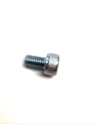 MKCS05C0089ZPKG | Socket Head DIN M5-8x8 100ct - New Other