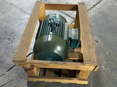 Used WEG 00718EP3E213T Motors (misc) Ohio US | HGR 24 #1566902