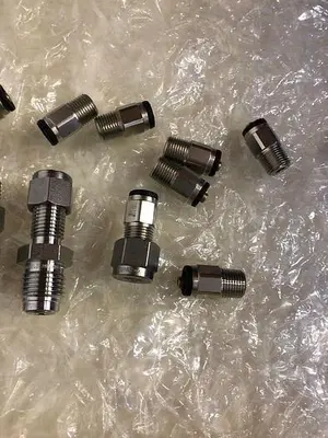 SWAGELOK VCR FITTING