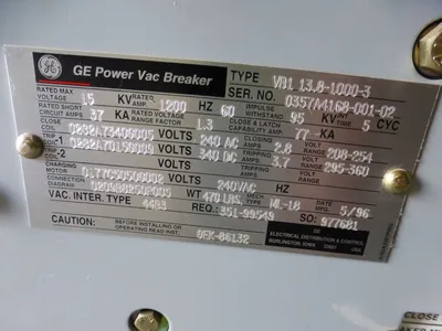 GE Powervac Switchgear w/ VB1 13.8-1000-3, 15KV, 1200A Breaker