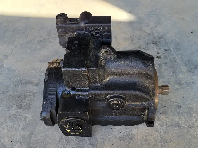 New | in-Stock SAUER DANFOSS 7005642 Parts (Hydraulics and Pneumatics) British Columbia CA | Lenmark #264449