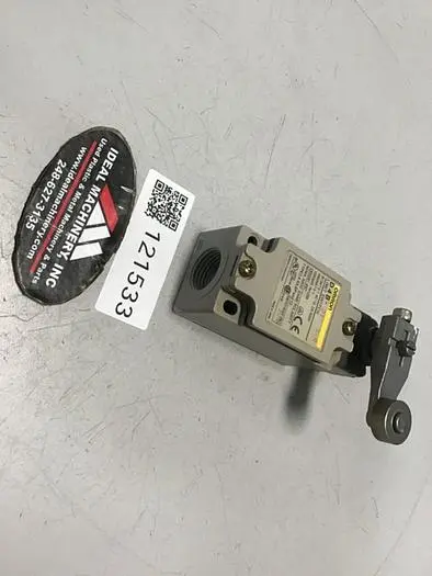 USED OMRON D4B-2115N-R