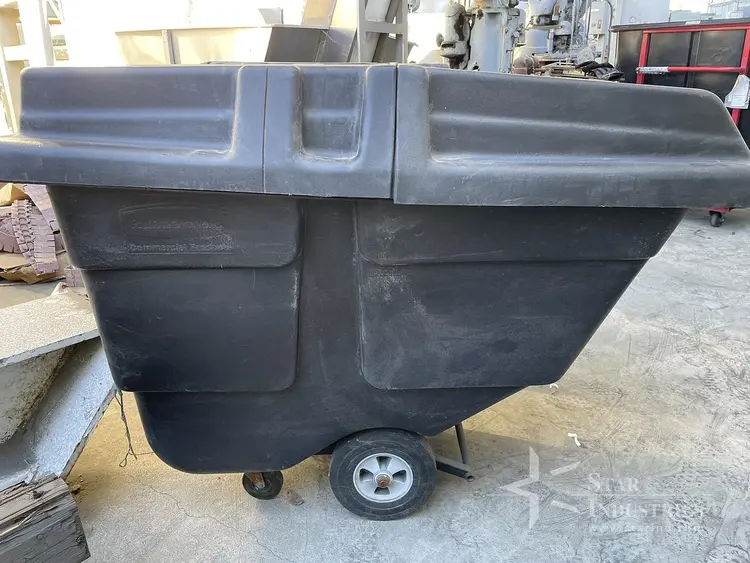 Used RUBBERMAID _UNKNOWN_ Bins California US | Star Industries #1254825