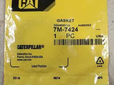 NEW CATERPILLAR 7M-7424