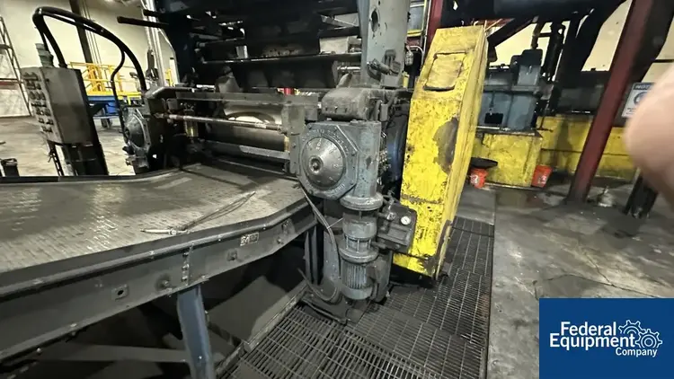 Used _UNKNOWN_ 60" Comerio Two Roll Mill, 150HP 2 Roll Mills Ohio US | Federal Equipment Company #183577