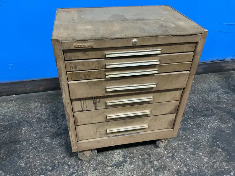 Used KENNEDY 277446996 Cabinets Ohio US | HGR 24 #1329458