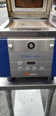 USED Electrolux Does Not Apply