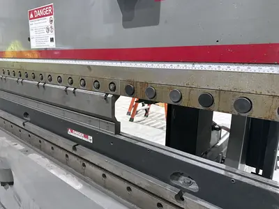USED 1988 CINCINNATI 135T