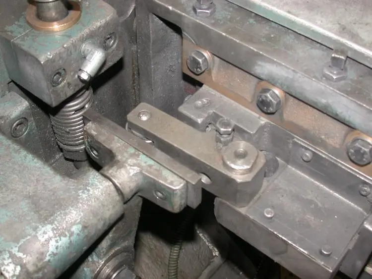 Used 1975 VITARI V17 Wire Nail Making Machinery Ontario CA | Walden Machinery #1289190