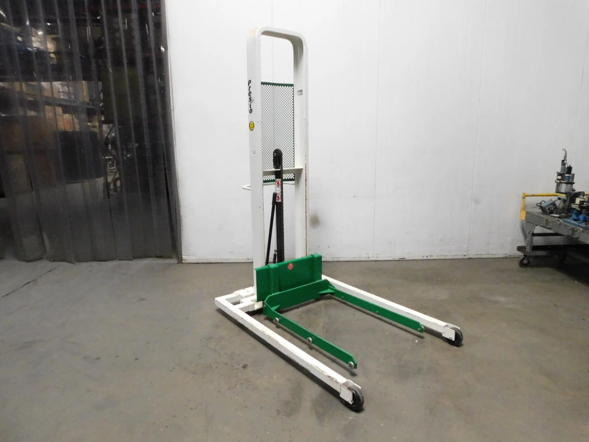 Used PRESTO _UNKNOWN_ Pallet Stackers Texas US | OCO Industrial #1601867