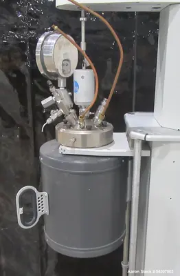 Parr 4526 Bench Top Reactor 2L 350°C 1900 PSI Laboratory Reactor System